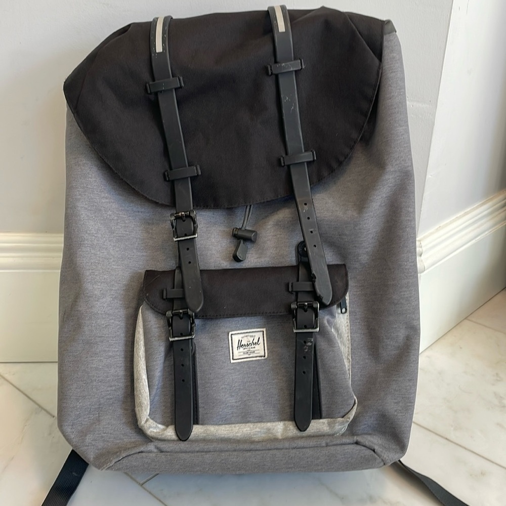 Herschel Supply Company Gray Cinch-Top Backpack
